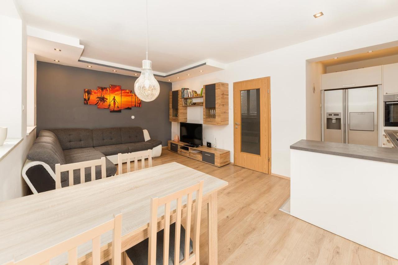 Apartma Jelendol Tržič Zewnętrze zdjęcie